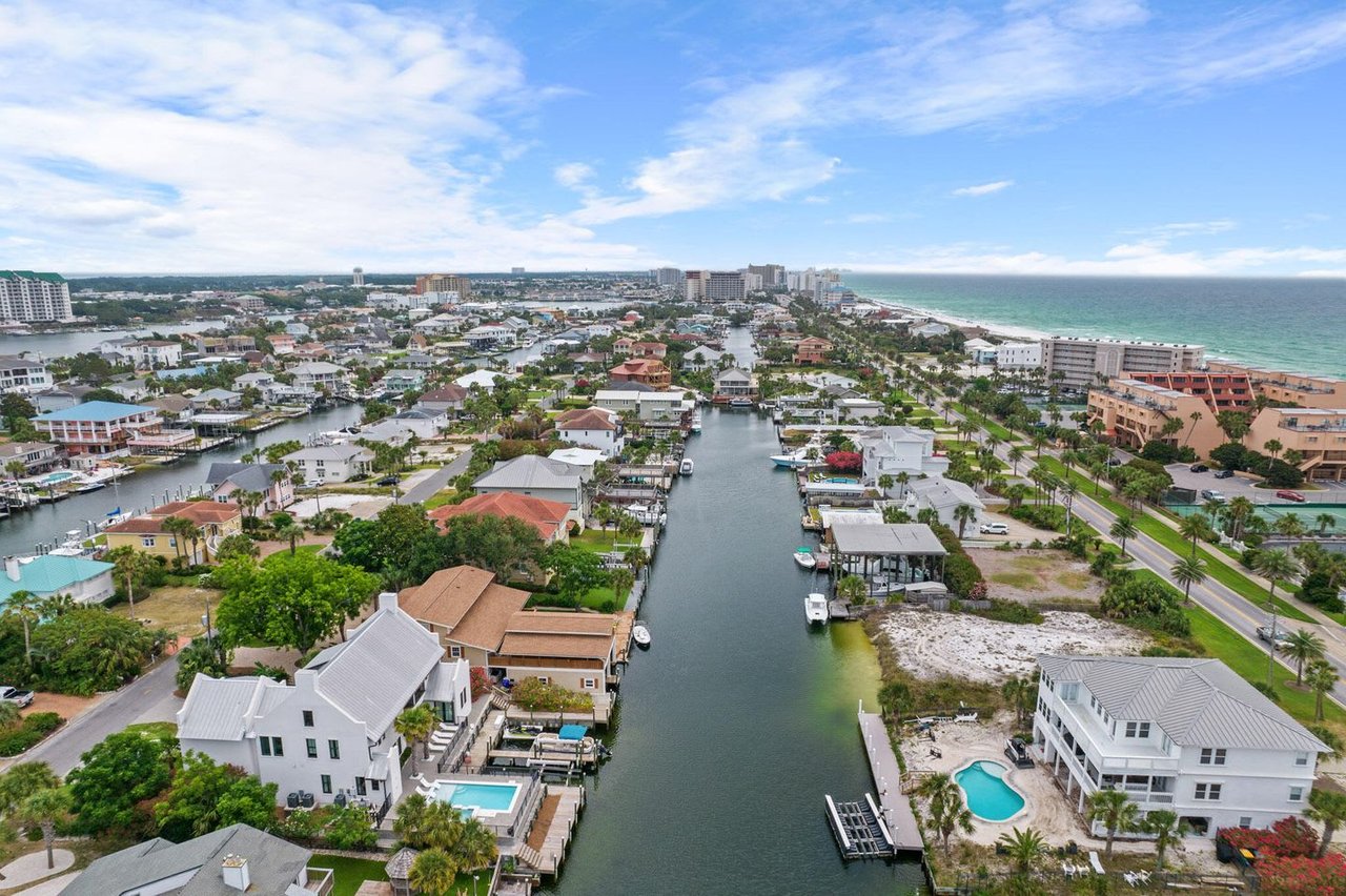 514 Vera Cruz Dr