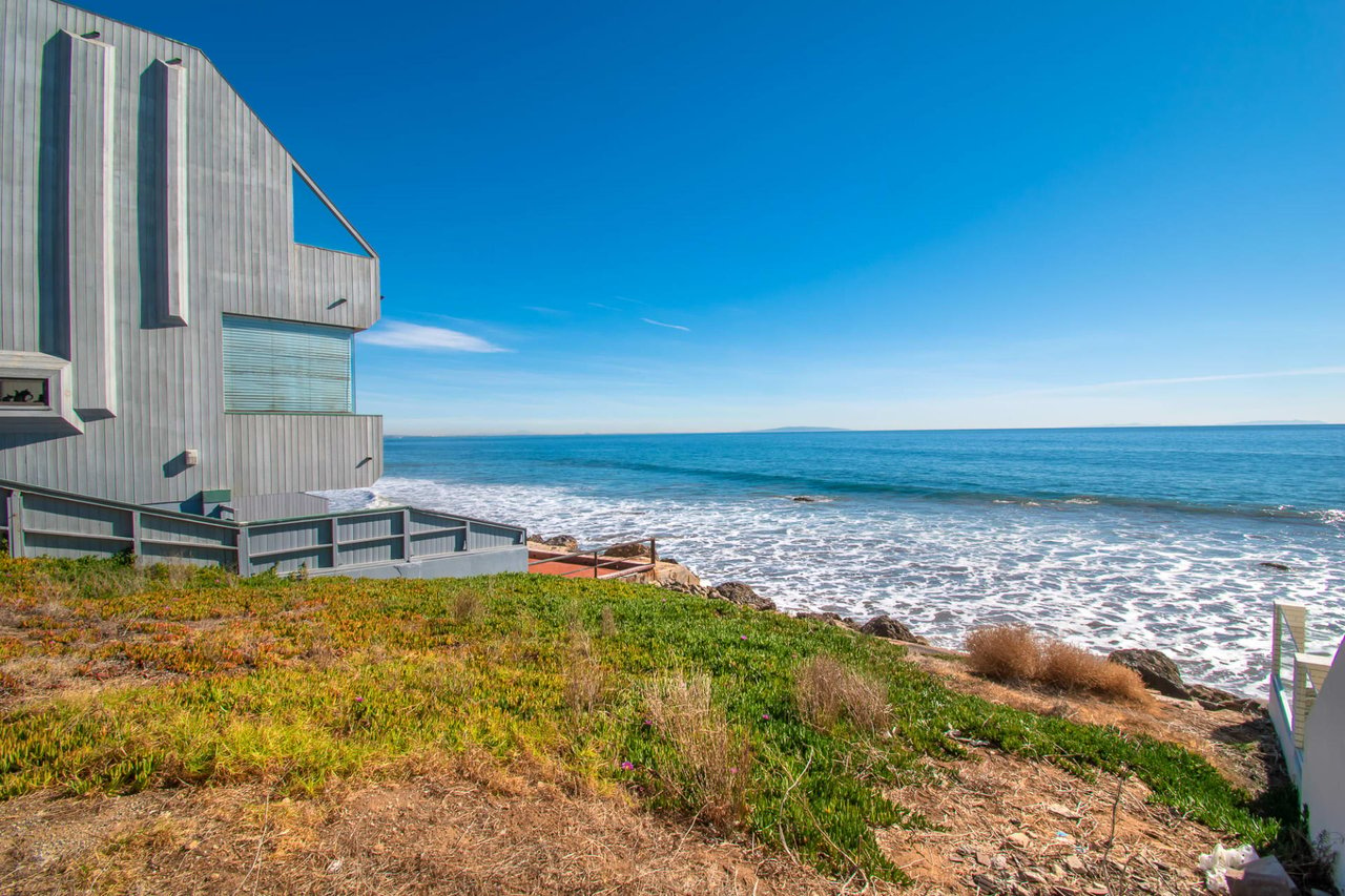 Build Your Dream Home on Malibu Road