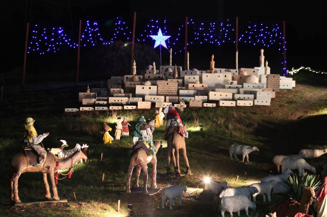 Sundar Shadi’s El Cerrito holiday display is truly a sight to see!