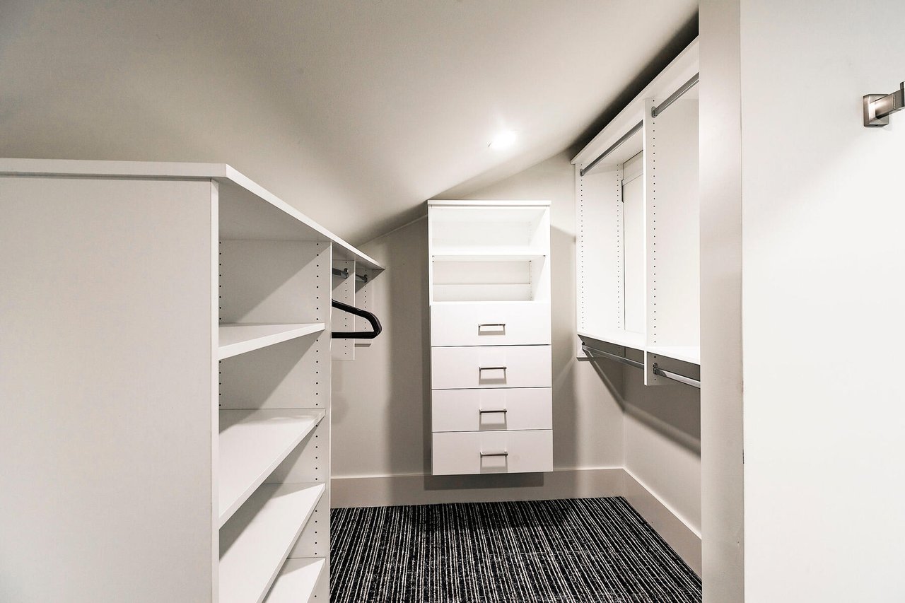 Luxury and Convenience at Three Kings