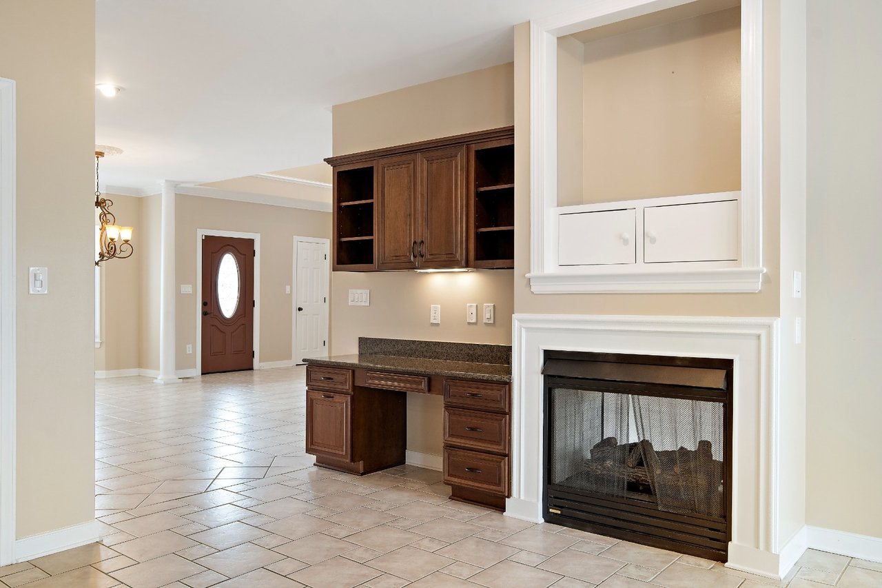 8805 Thornton Heath Drive