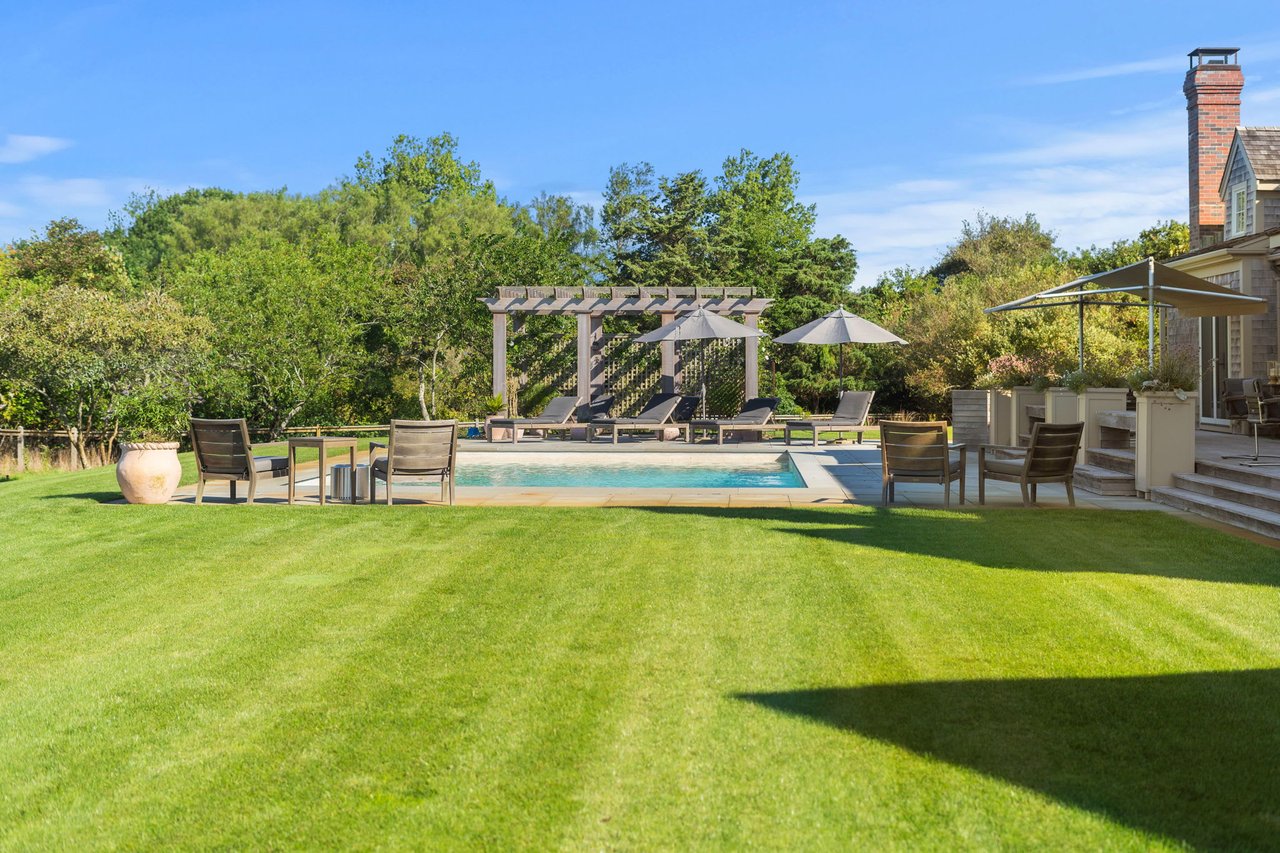 323 Polpis Rd