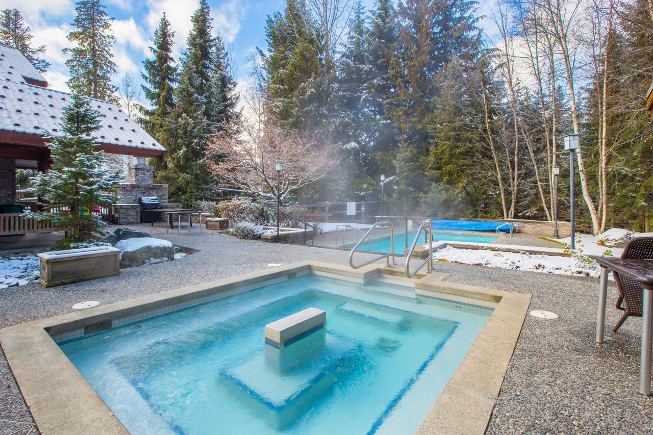 404 G4-4653 Blackcomb Wy