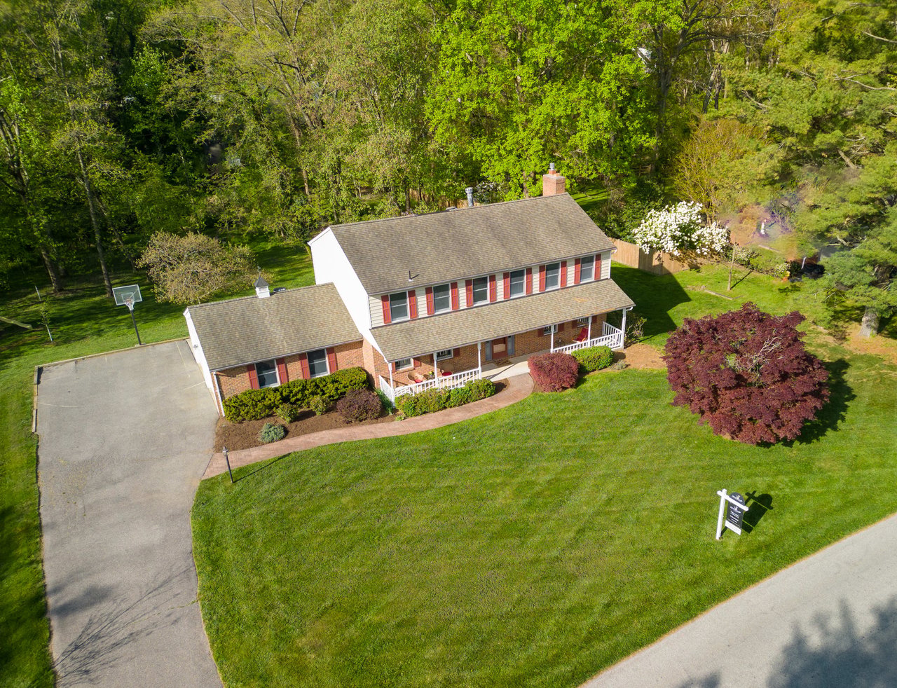 10013 Evergreen Ave.