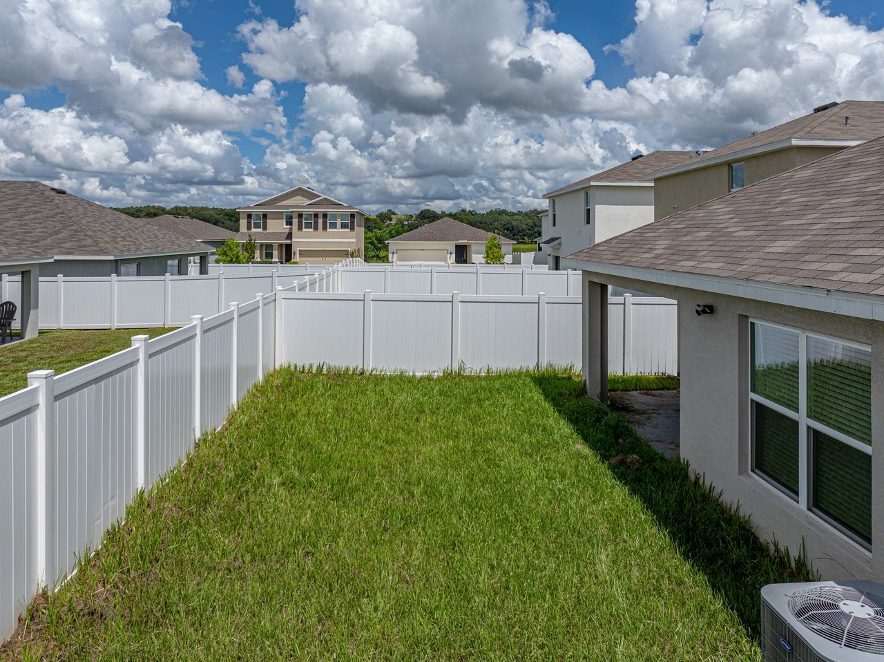 13793 THIMBLEBERRY DR