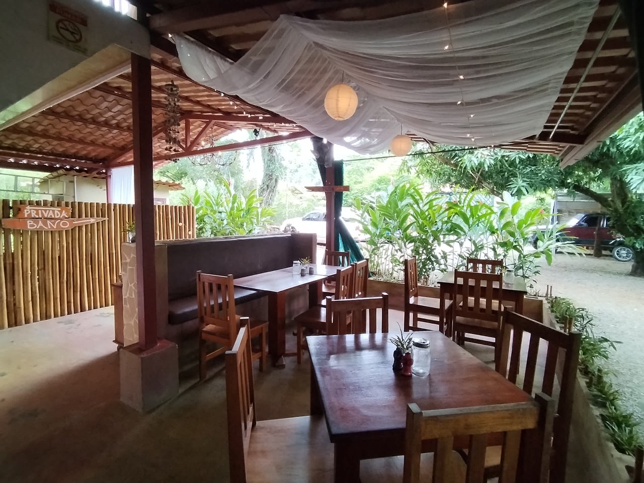 Established Restaurant with Living Quarters in Prime Uvita Location