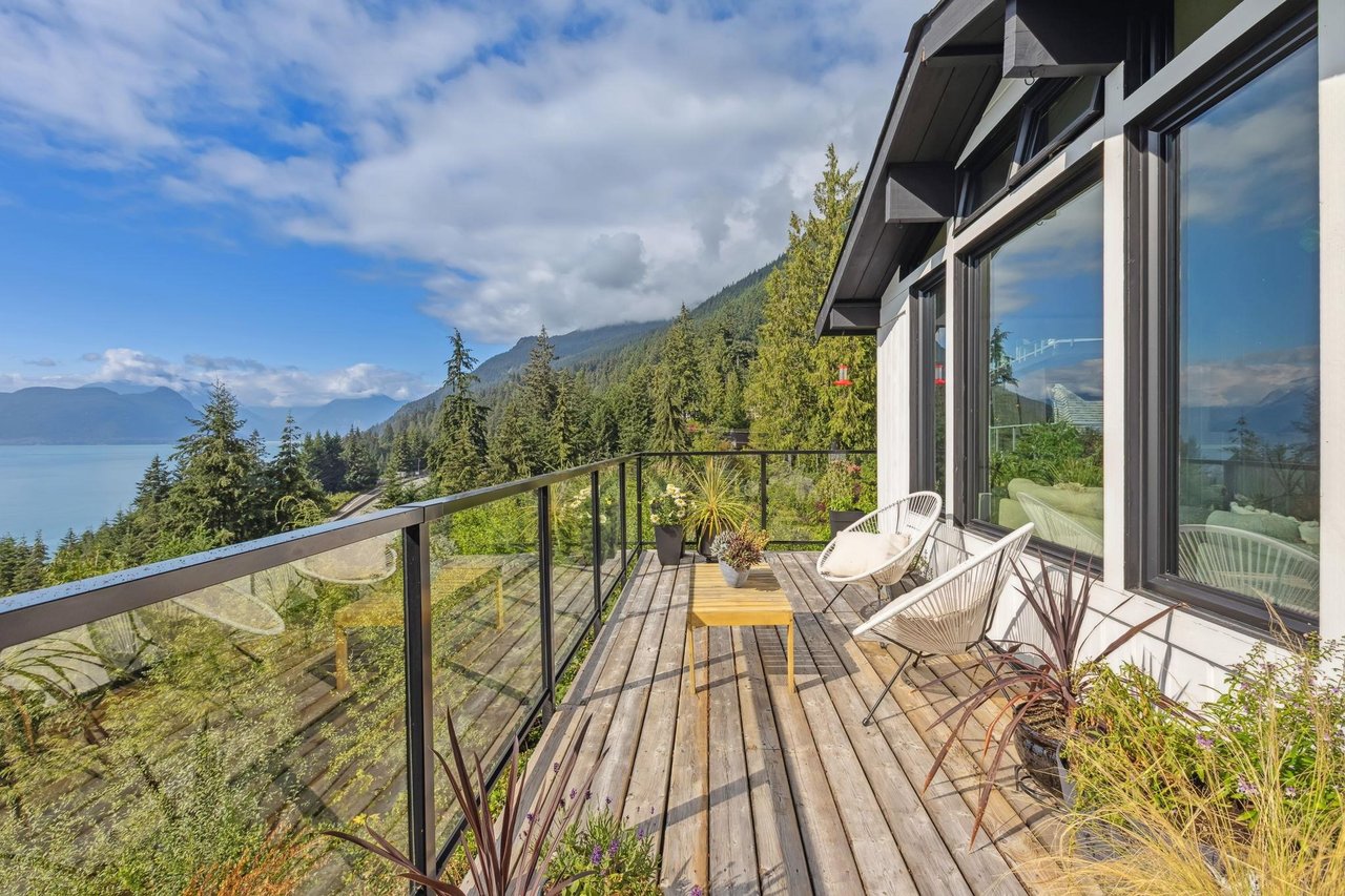 60 Panorama Rd