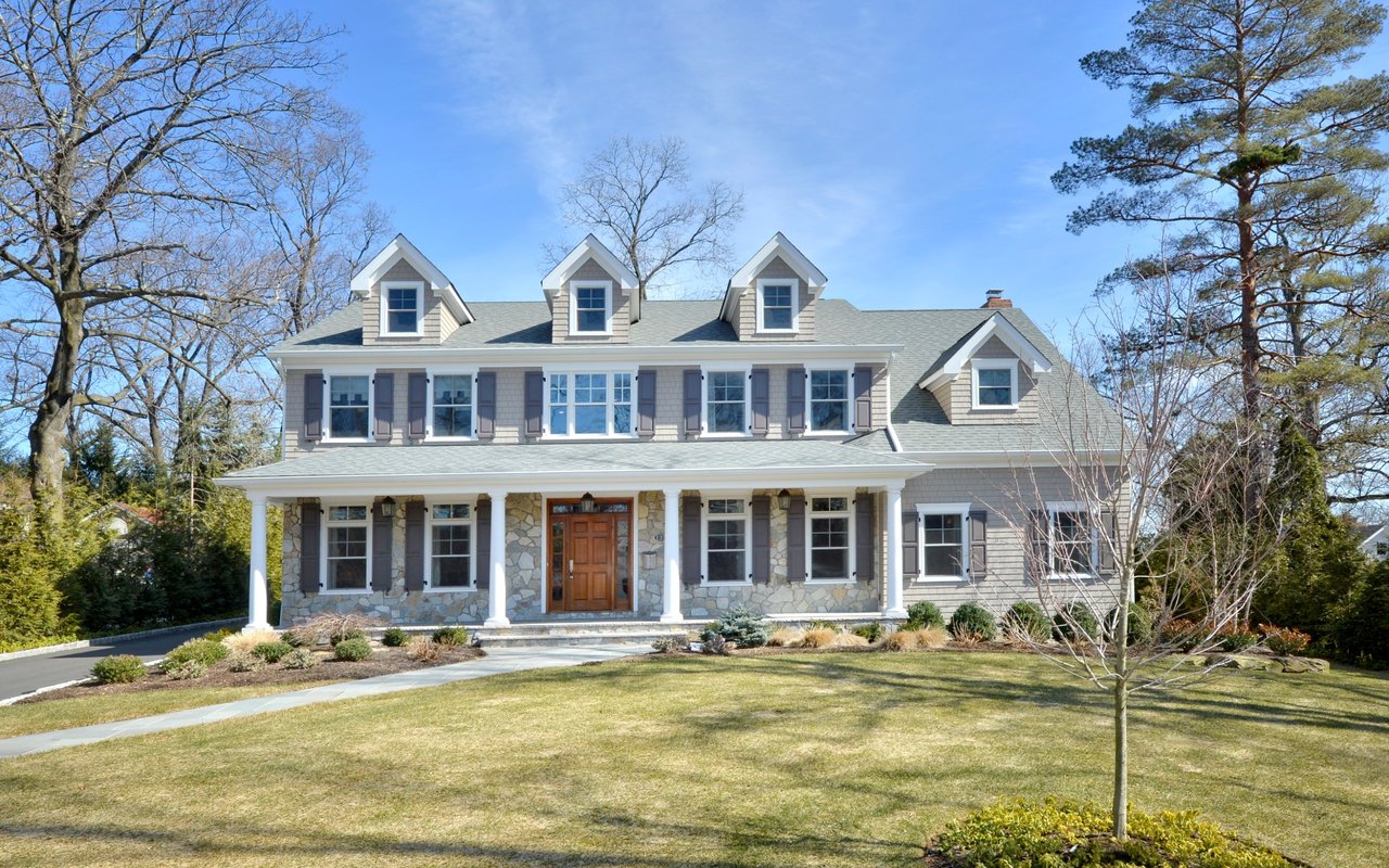 135 Sunset Ave