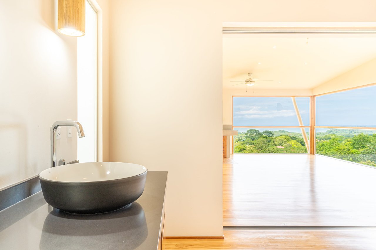MarMistique Haven, Modern Tropical Home with Panoramic Ocean Views!