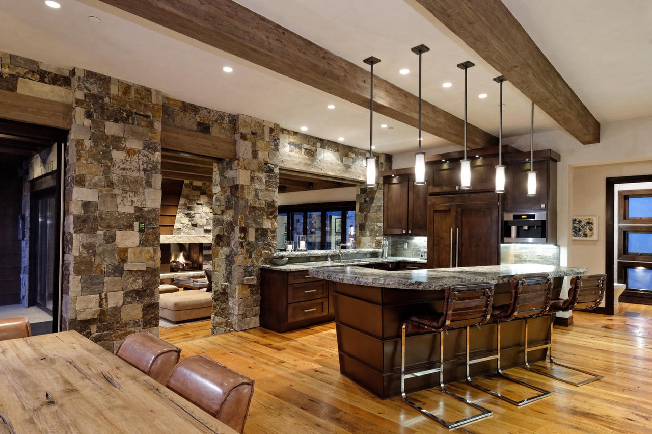 Ultimate in Style and Convenience in Aspen 