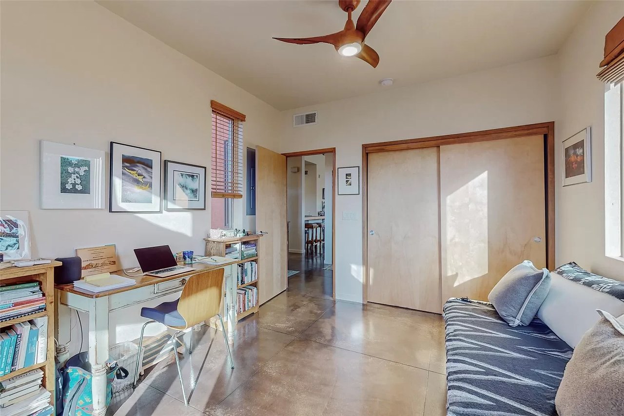 604 Avenida Villa Hermosa #201