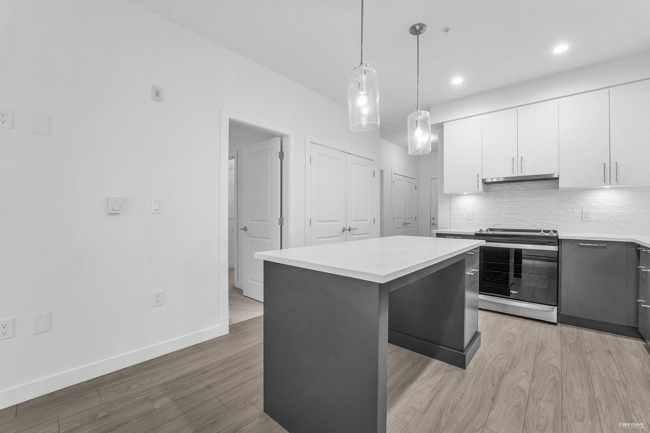 A304-20834 80 Ave