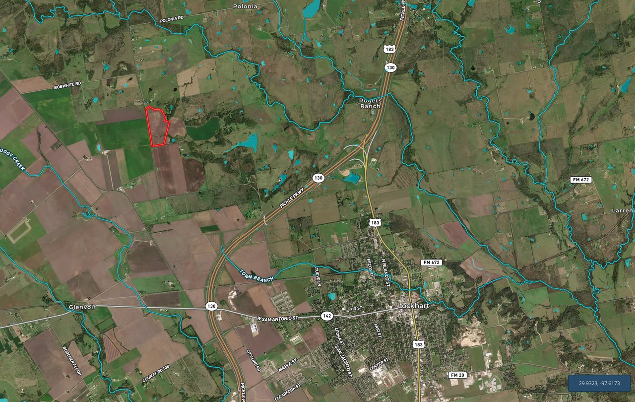64 Acres on the Edge of a Hot Lockhart