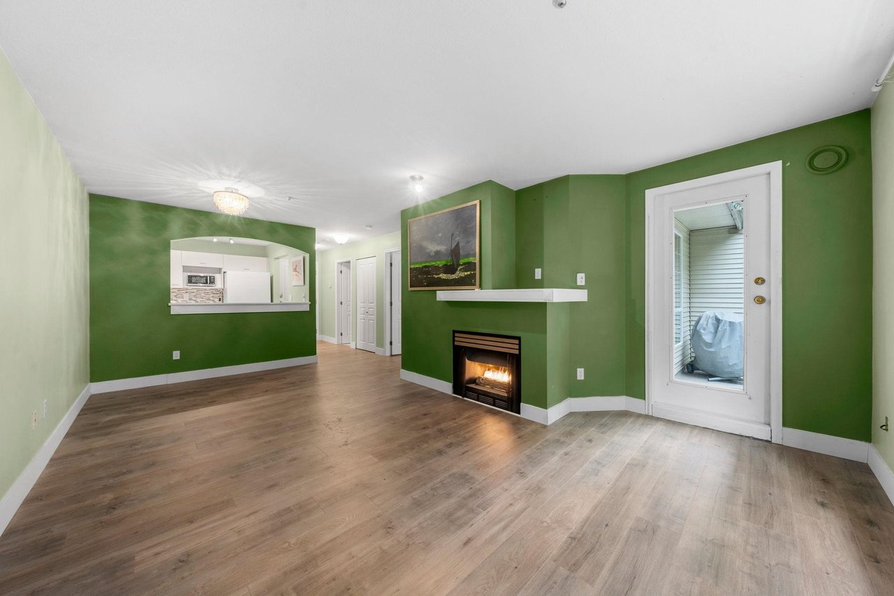 432-1252 Town Centre Blvd