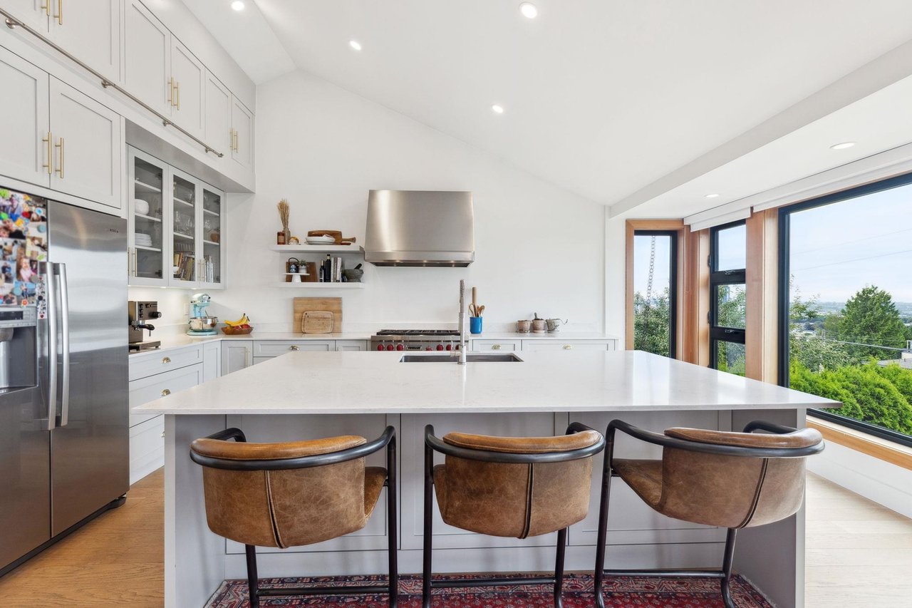 110 N Delta Avenue, Burnaby