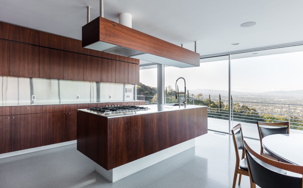 Contemporary Modern View Home