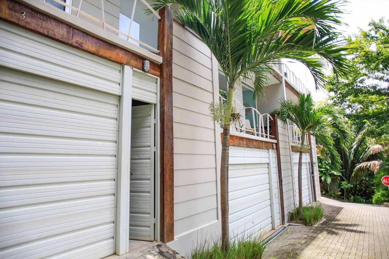 Ocean View Gated Townhome, Santa Teresa, Puntarenas