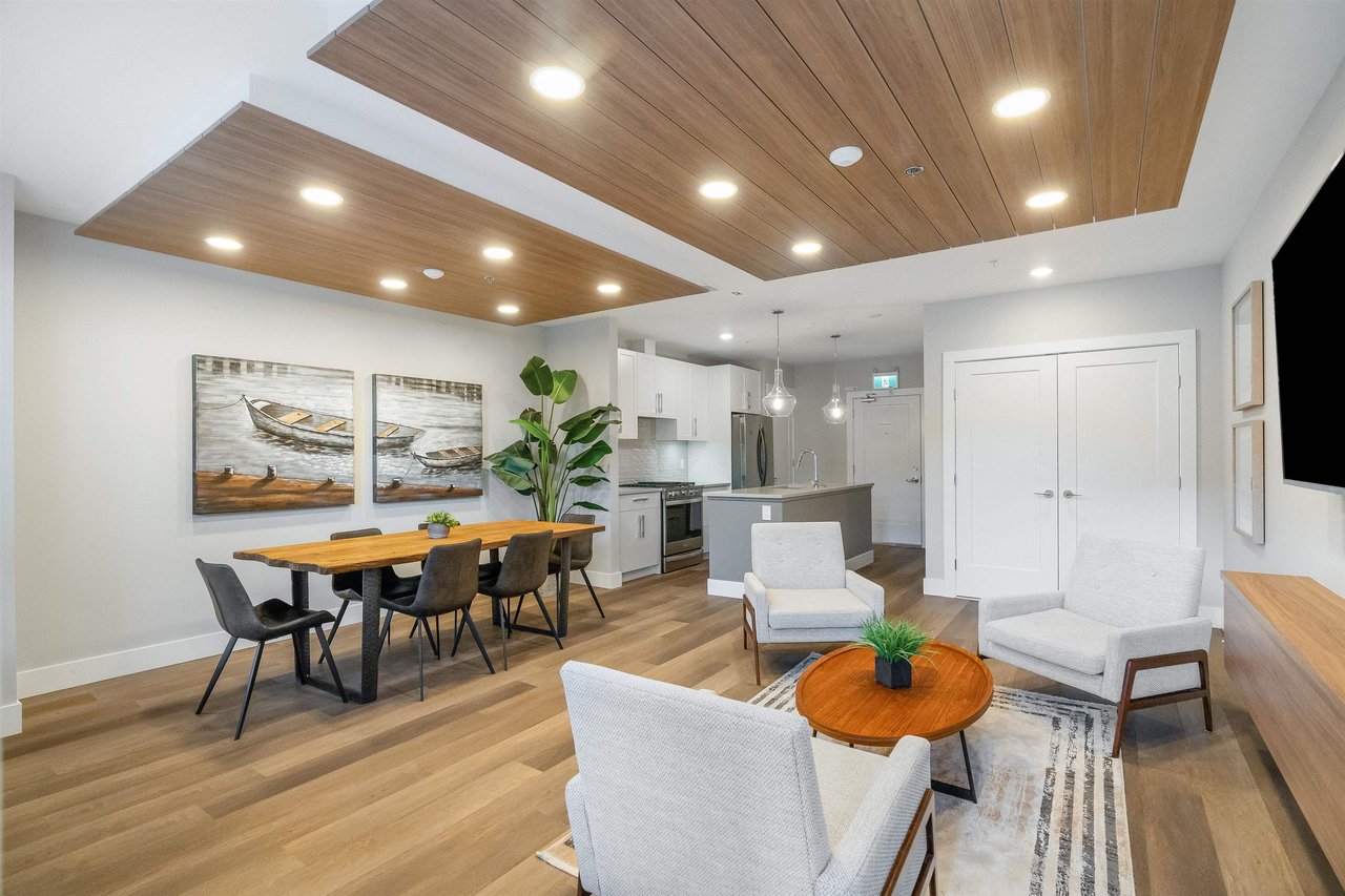 407-32838 Ventura Ave