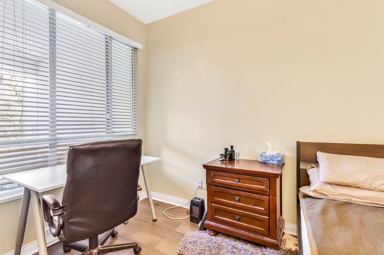 217-5735 Hampton Pl