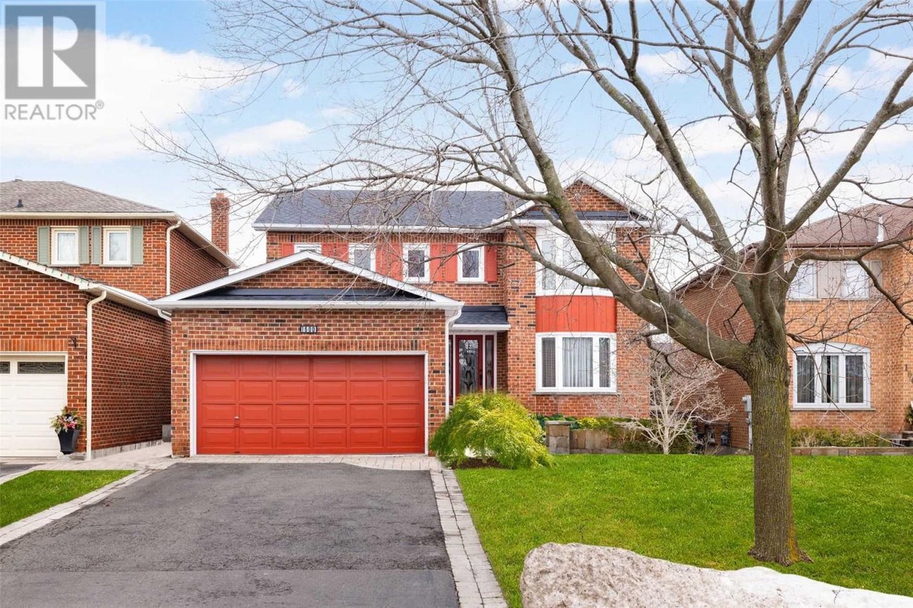 1600 STANCOMBE CRES