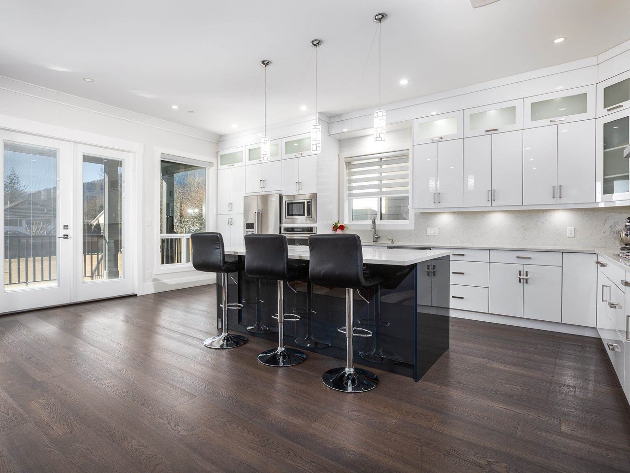 1140 Wilson Cres