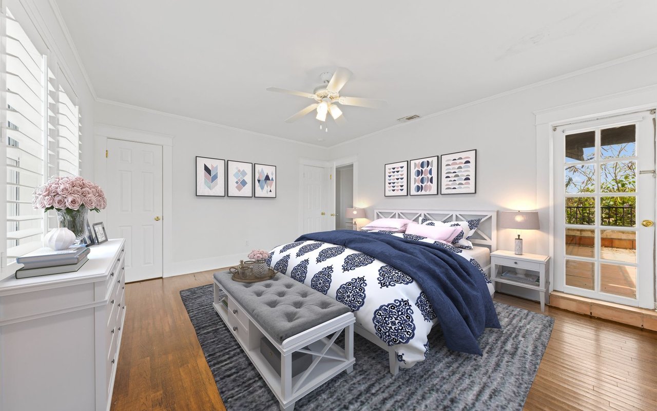 3104 S BEVERLY DR