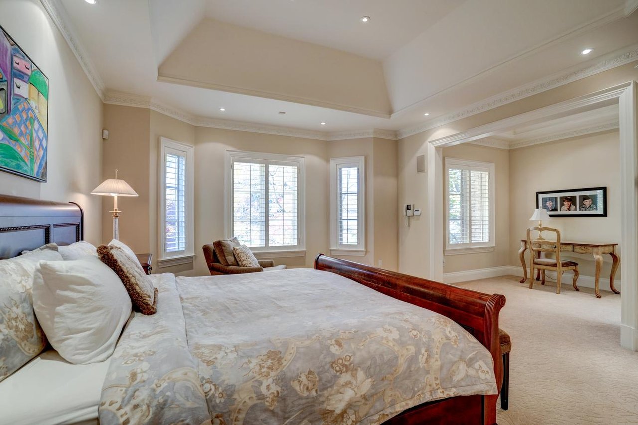 SOLD: Most Prestigious Location 