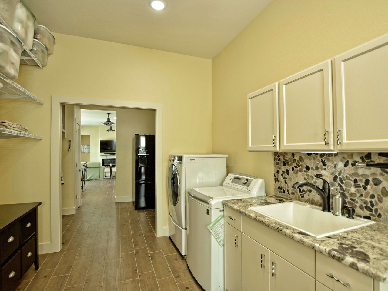 371 Chesterfield Dr