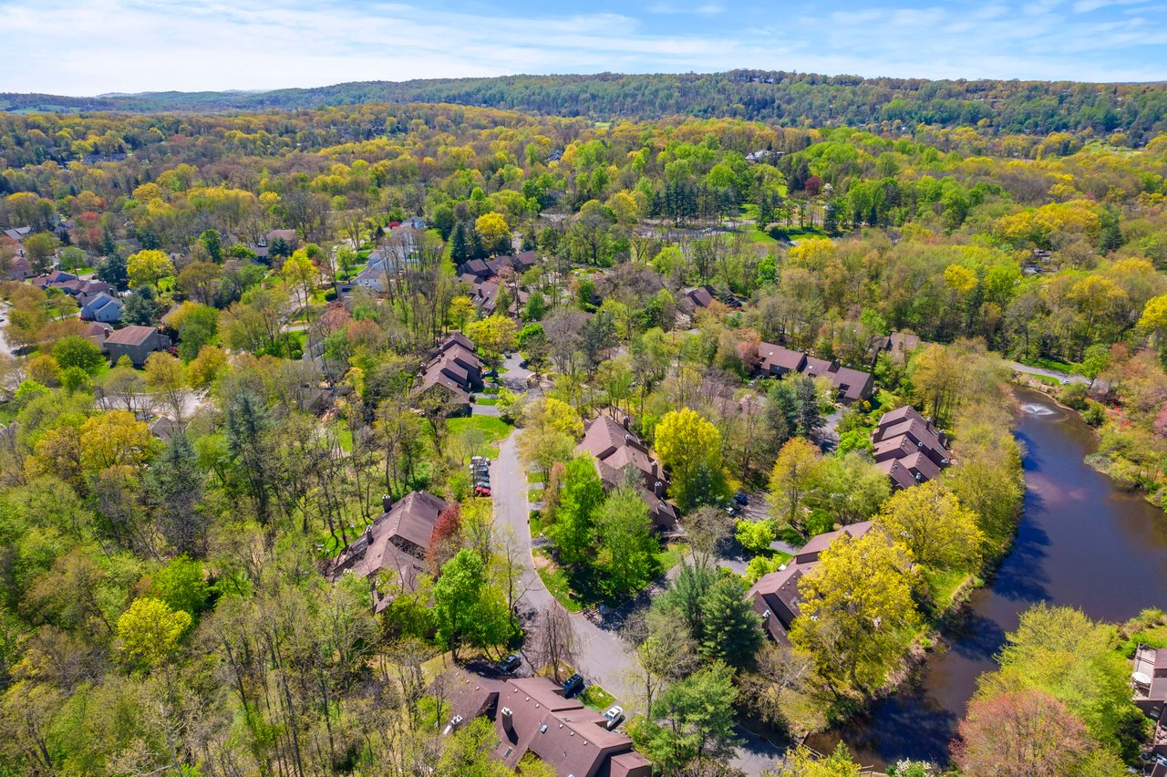 27 Windmill Dr