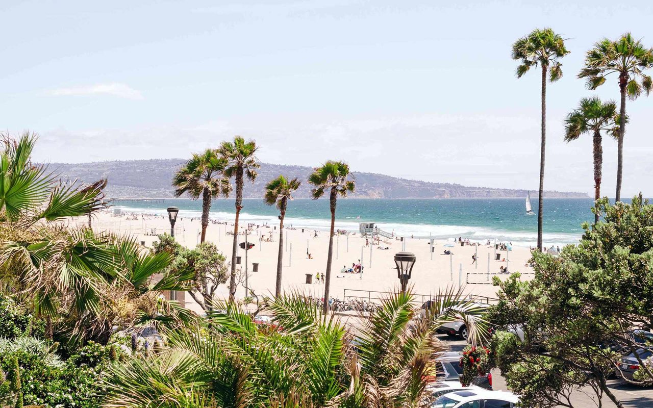 A Guide to Living in Manhattan Beach