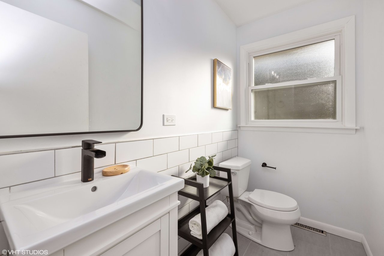 3838 Hampton Ave, Western Springs, IL 60558