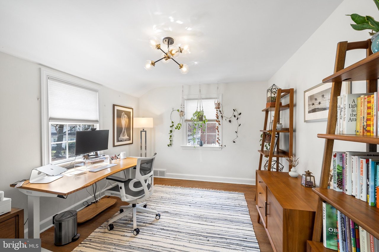 141 Barrie Rd