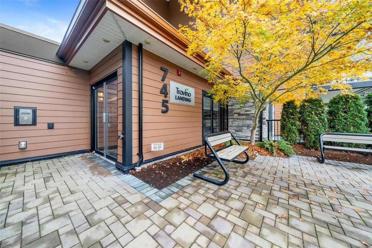 112-745 Travino Ln