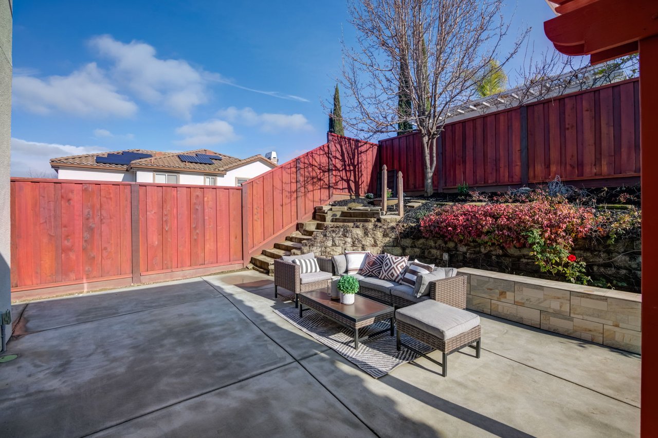 3902 Mars Court