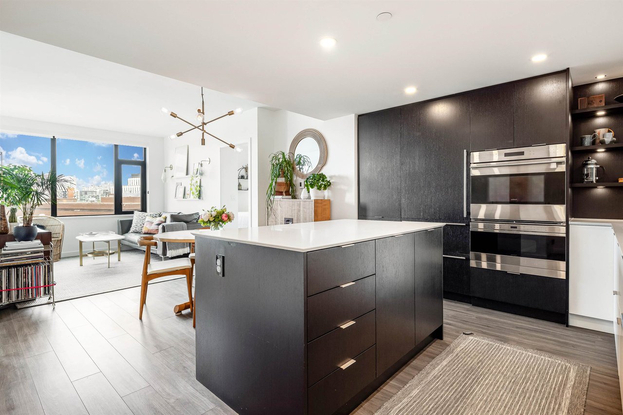 505-210 E 5th Ave