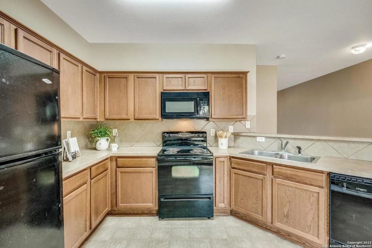 4129 St Charles Bay