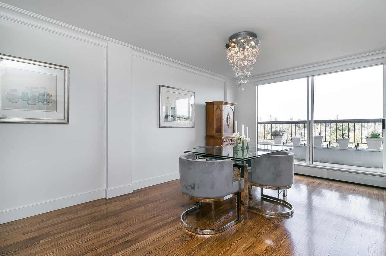 1702-320 Royal Avenue, New Westminster