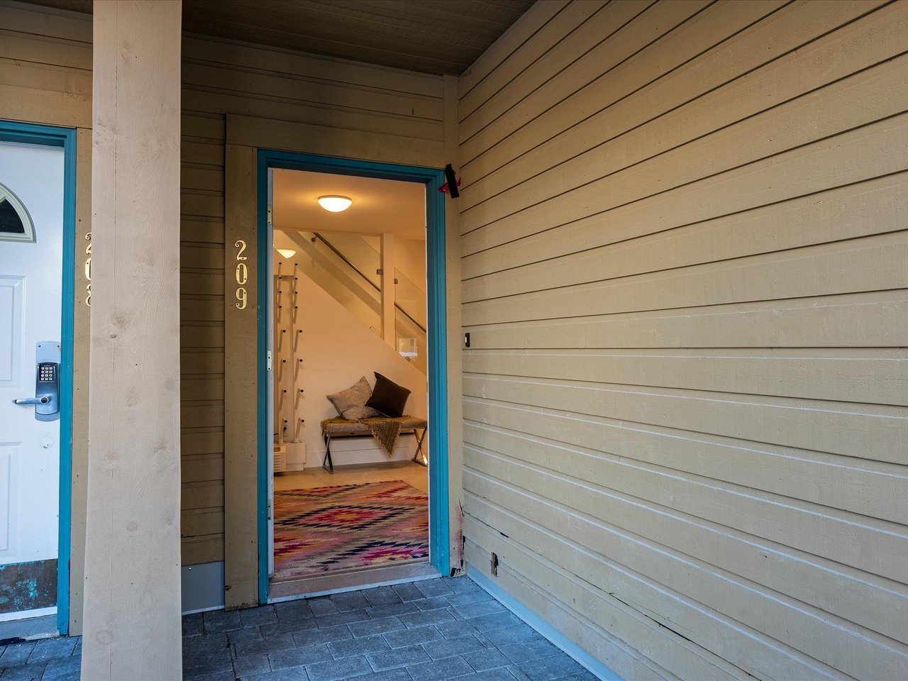 209-4865 Painted Cliff Rd