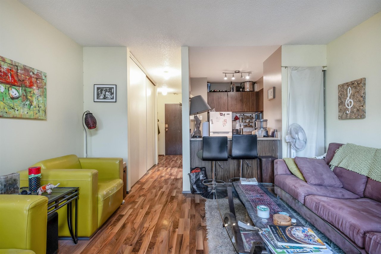 203-1545 E 2nd Ave