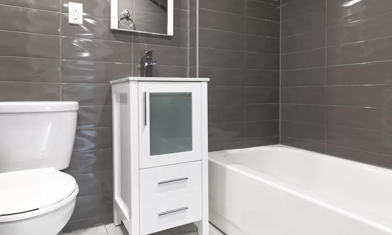 321 First Avenue, Apt 4-R