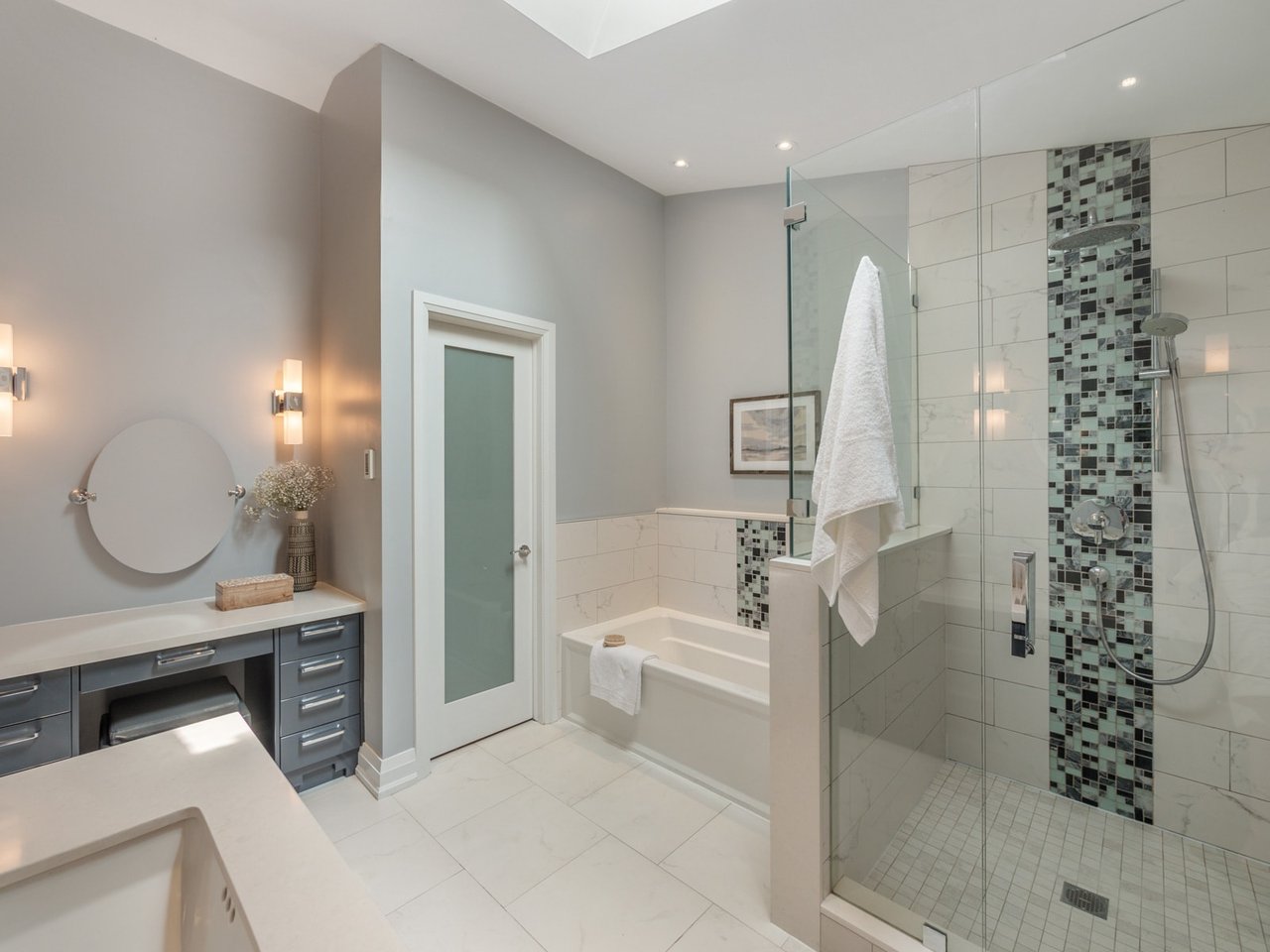 24 Elmview Dr