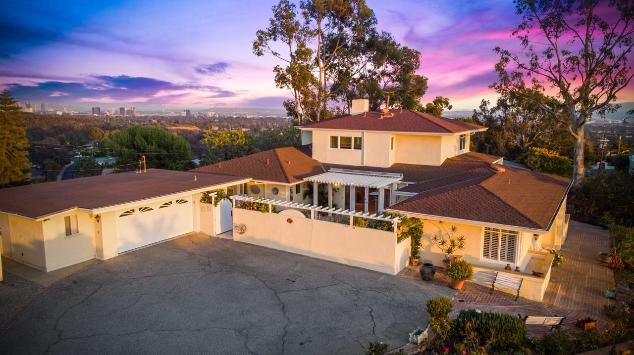 1425 Chautauqua Blvd