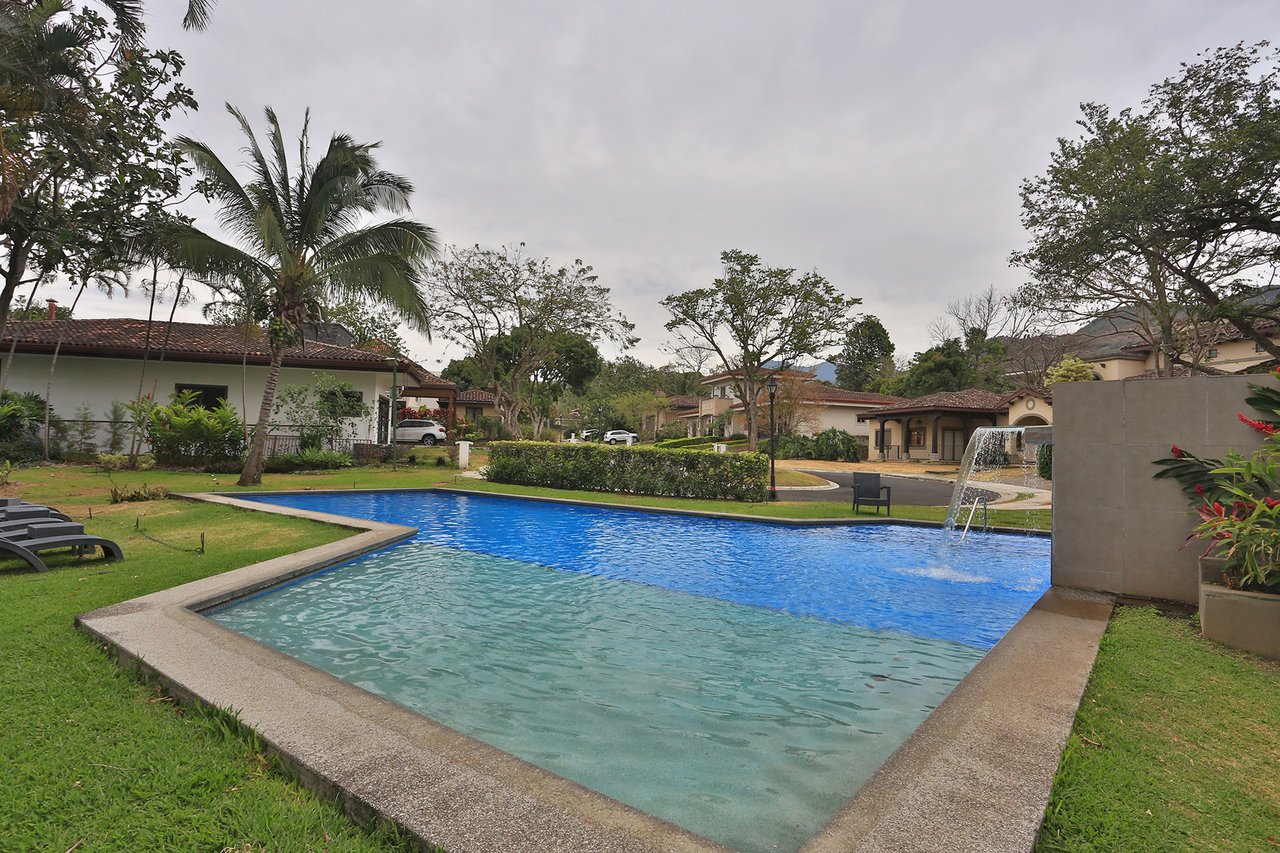 One Level Family Home, Santa Ana, San Jose