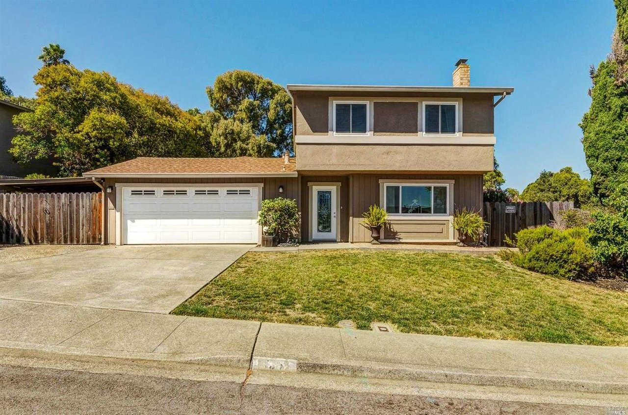 135 Carlisle Way