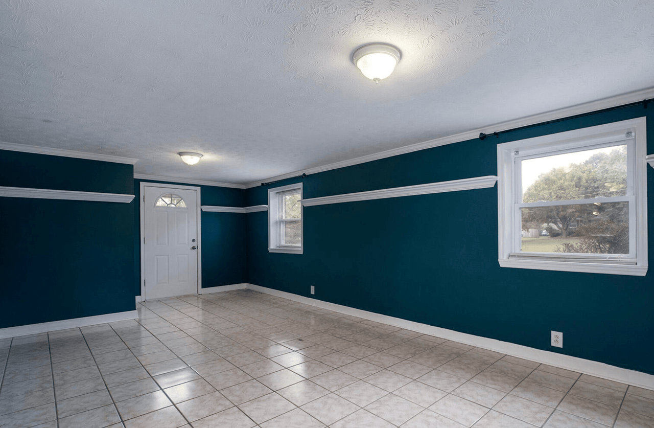 3933 Deerfield Road