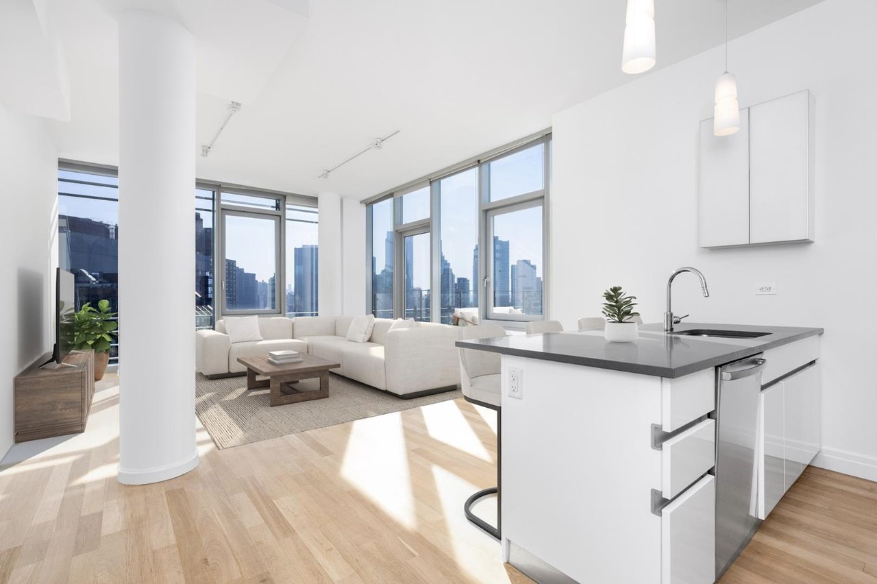 554 West 54th Street, Apt 24-R
