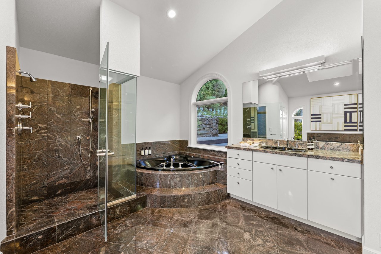 Tiburon Retreat at 7 Mariposa Court
