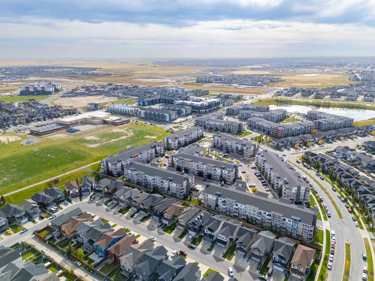 302 Skyview Ranch Drive NE Unit: 6406