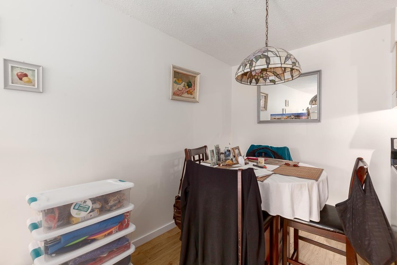 304-1950 W 8th Ave