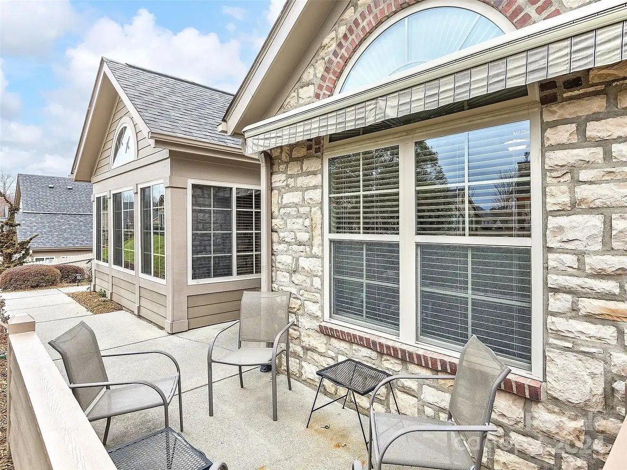 265 Summerfield Pl